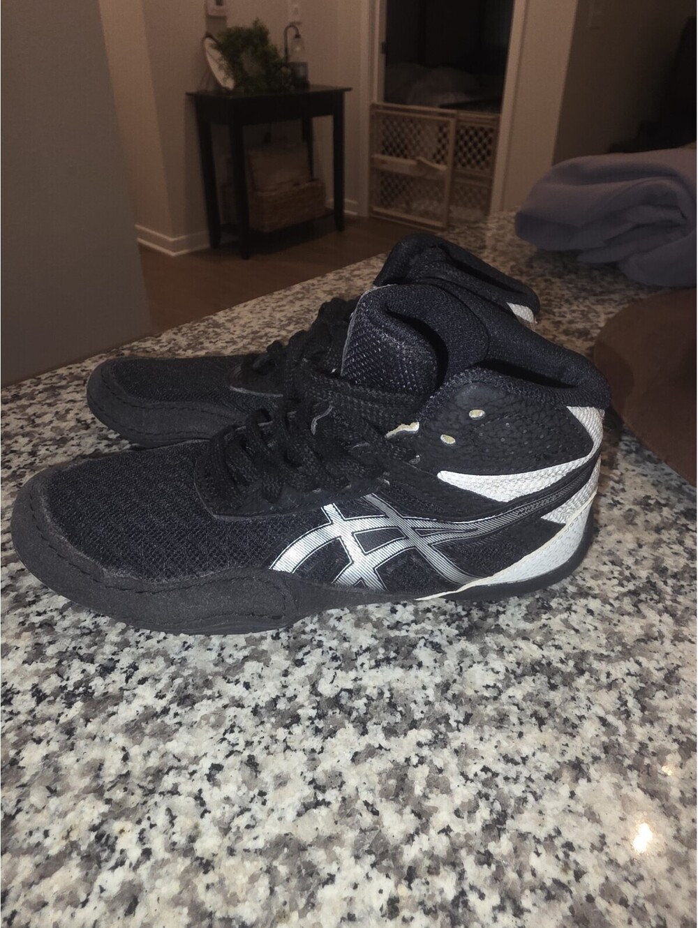 ASICS Matflex 6 Wrestling Shoes Kids Size 13